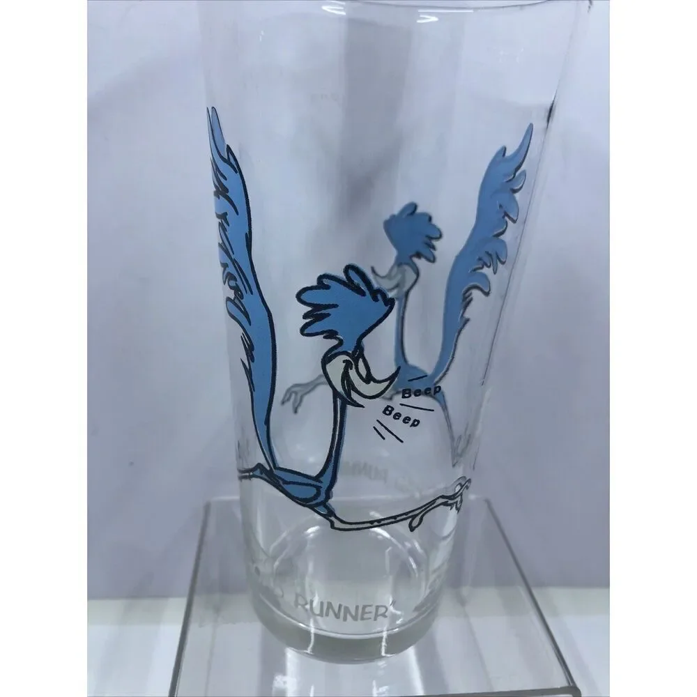 1973 Warner Brothers Road Runner Pepsi Collector Drinking Glass Series. Vintage